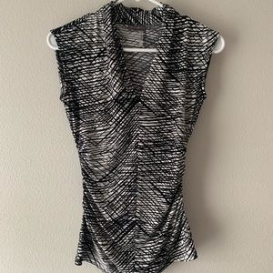 Women’s XS Sleeveless Blouse